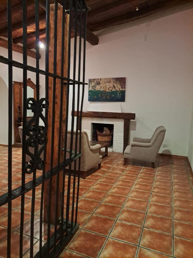 Casona De Coria Сasa de vacaciones